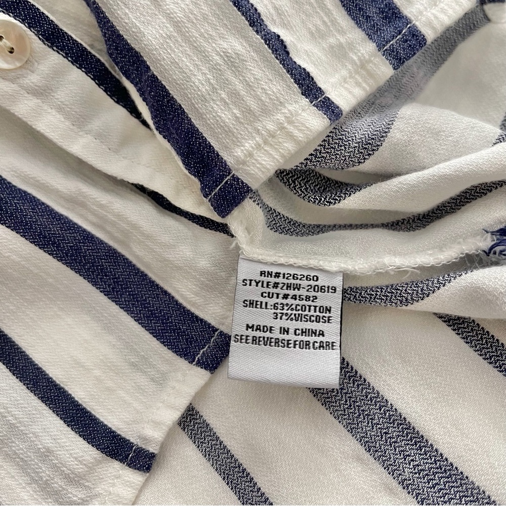 Velvet Heart Women’s Long Sleeve White and Navy Striped Button Down Shirt L - Picture 13 of 15